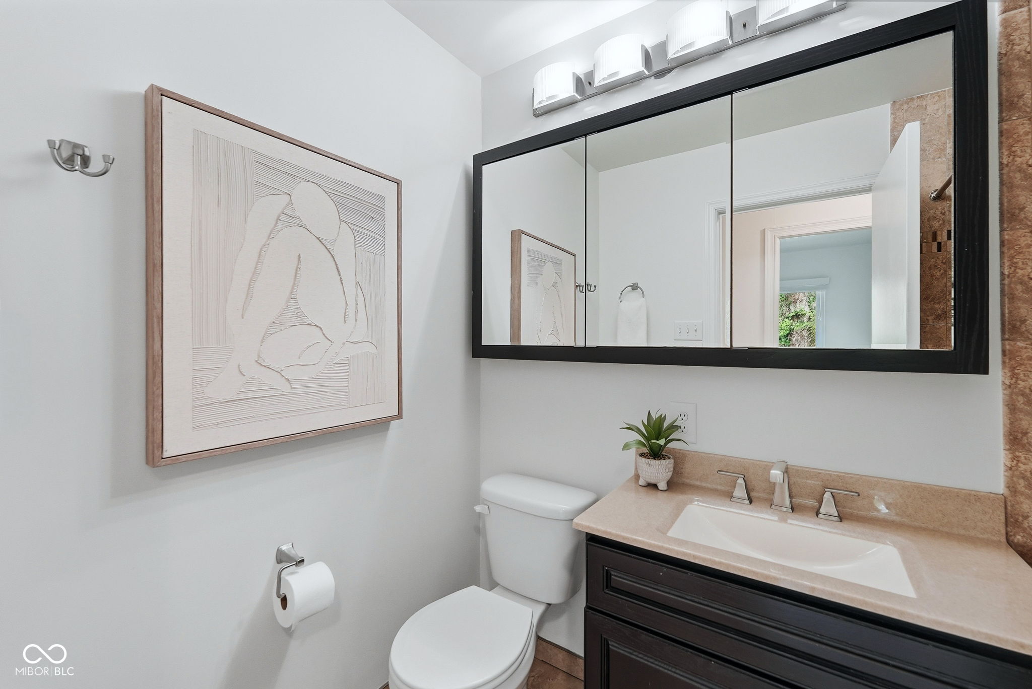 1014 Chevy Chase Lane