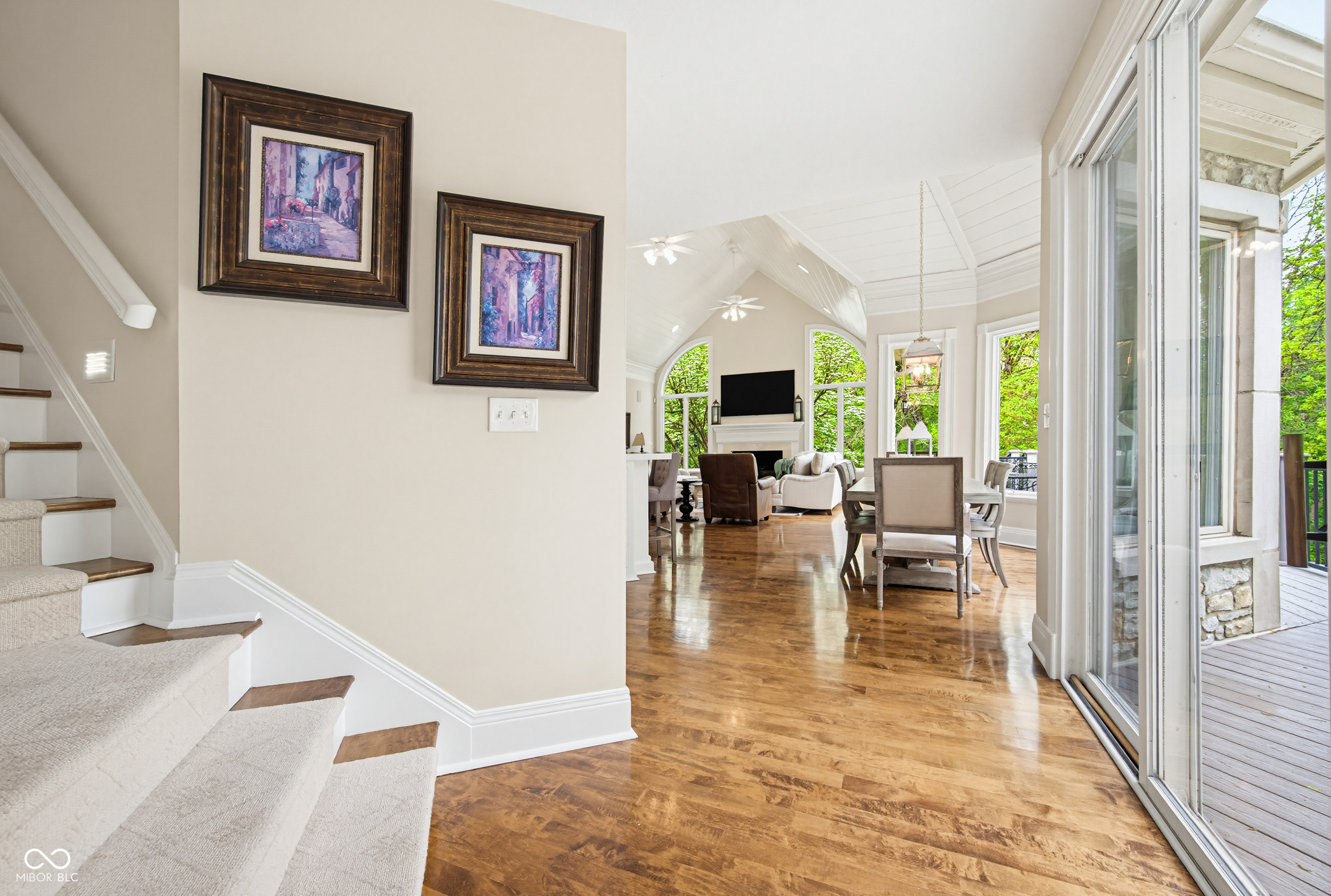 7436 Glenvista Place
