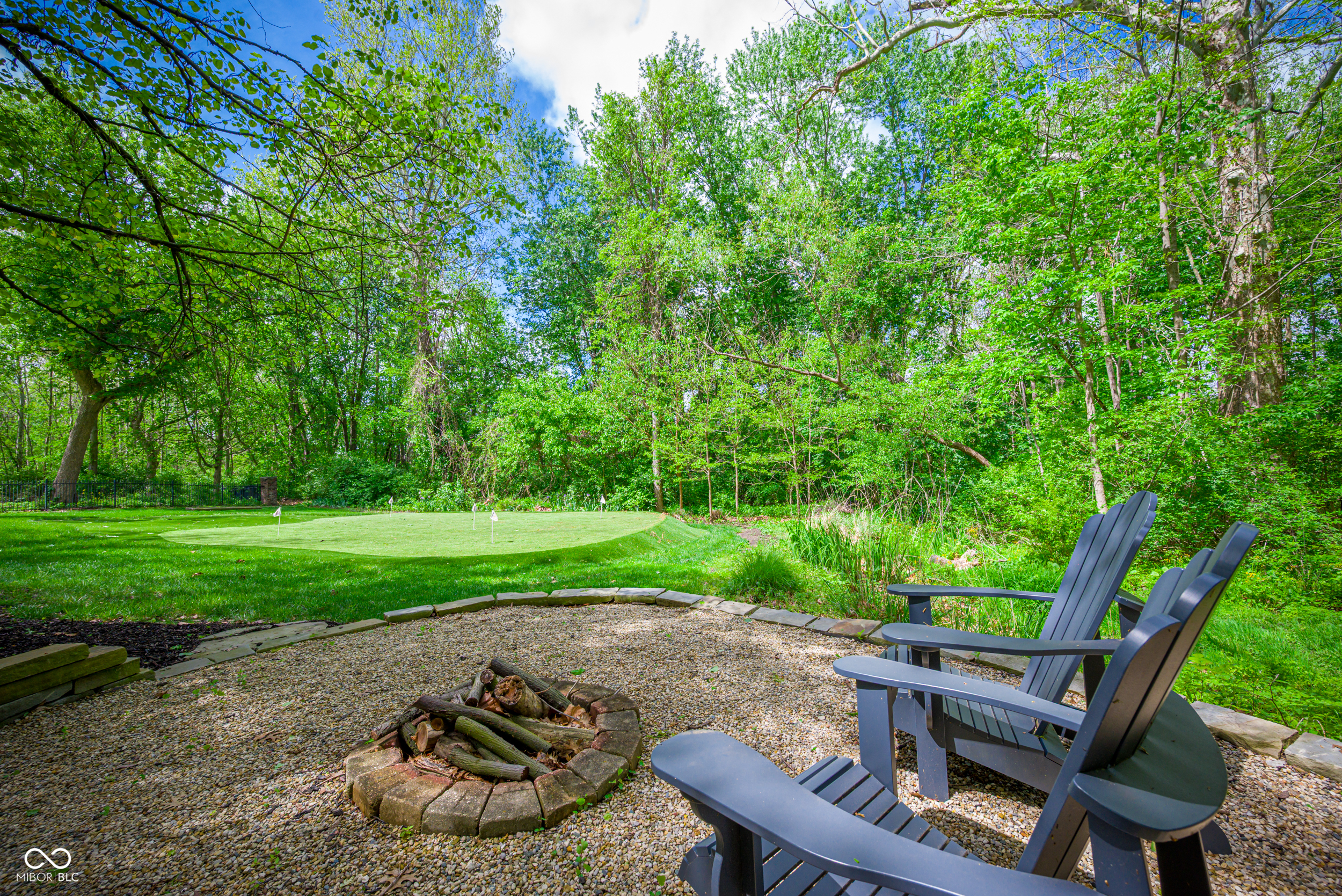 7436 Glenvista Place