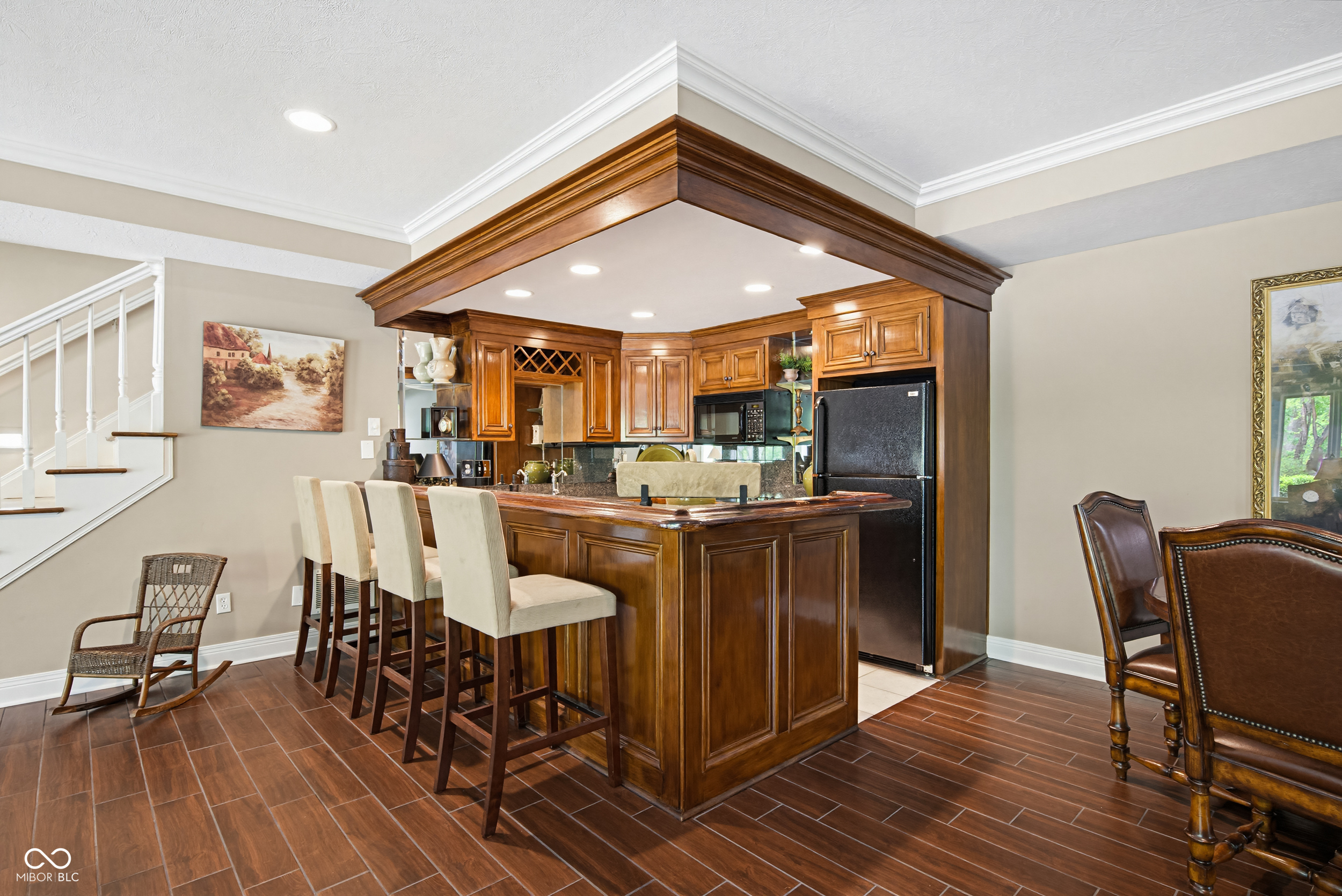 7436 Glenvista Place