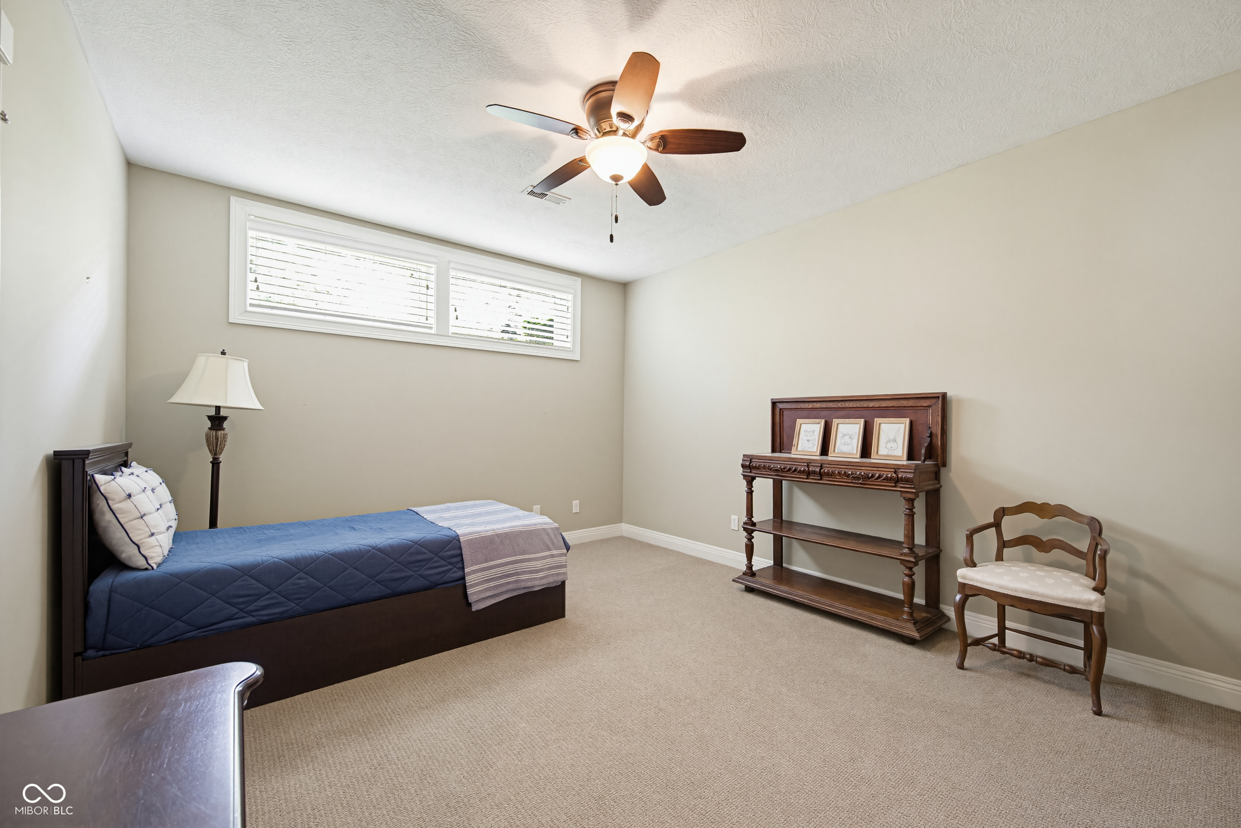 7436 Glenvista Place