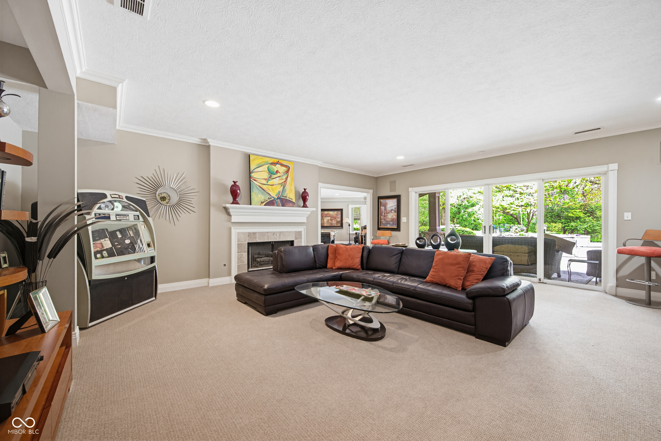 7436 Glenvista Place