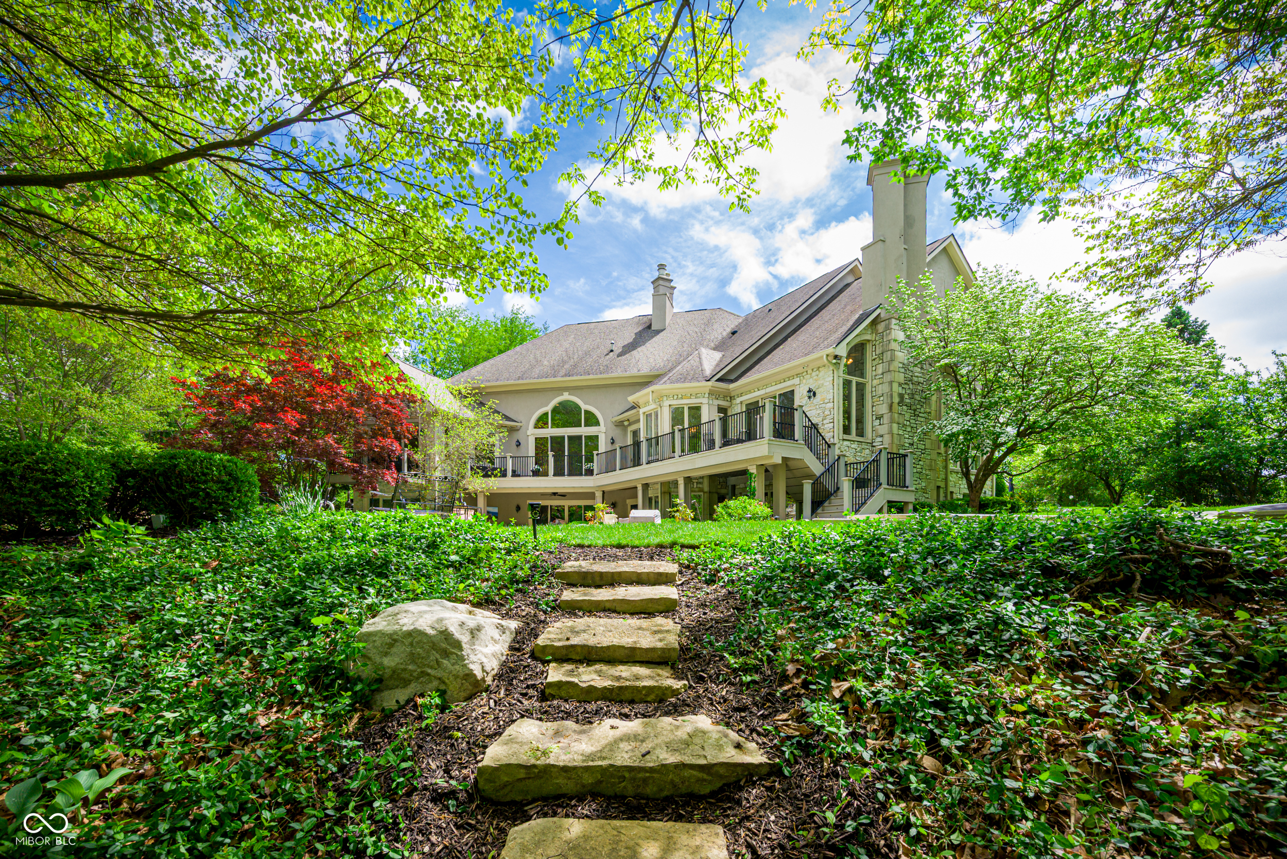 7436 Glenvista Place