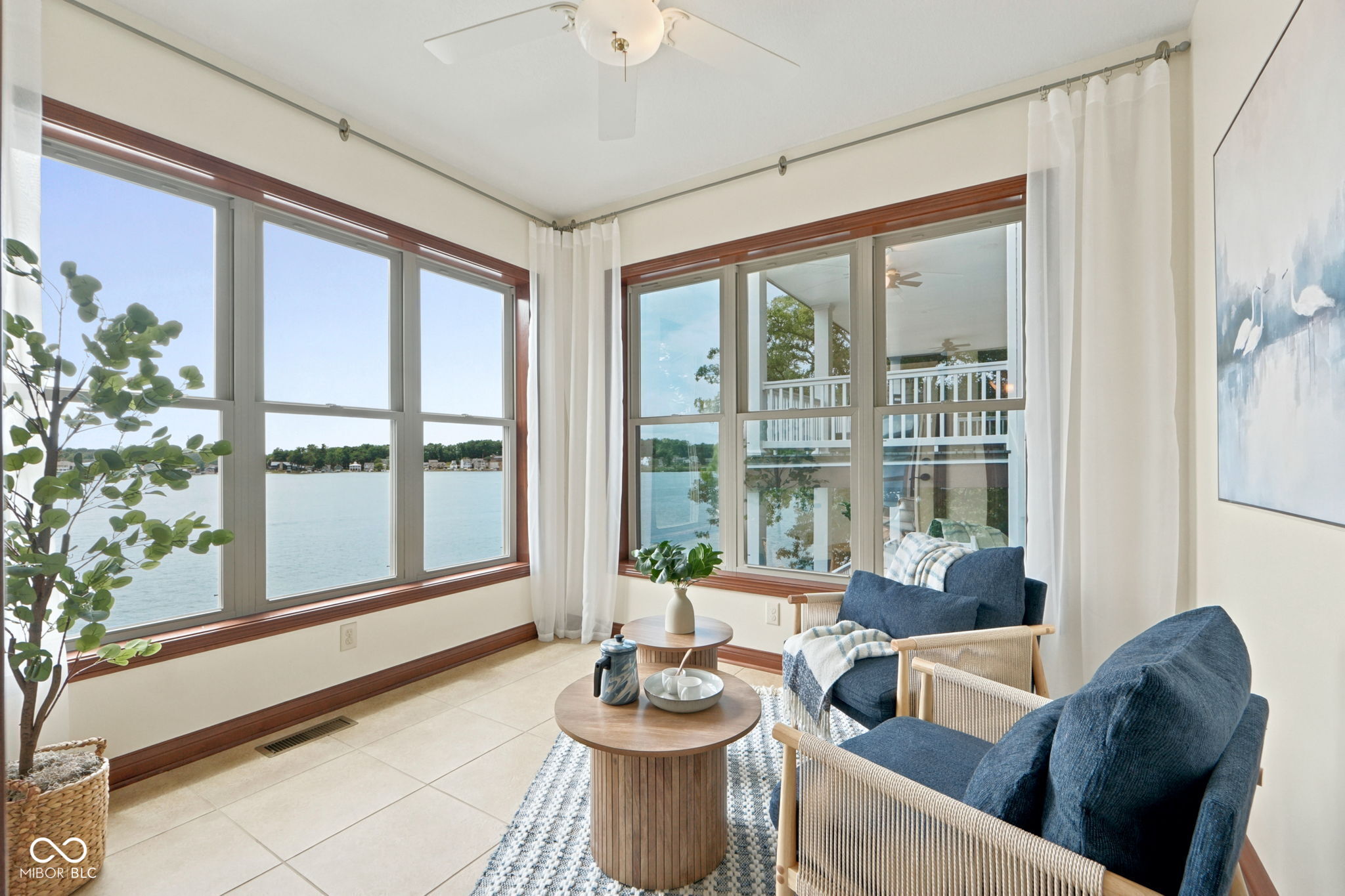 900 Ln 105 Lake James