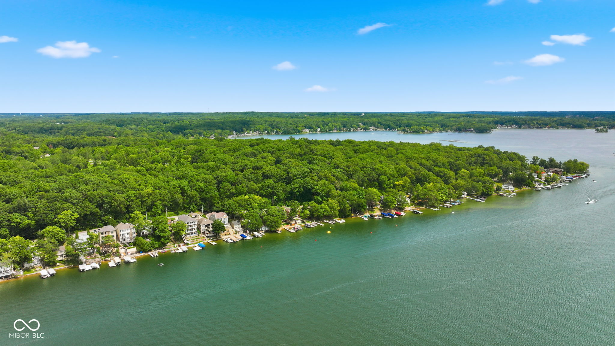900 Ln 105 Lake James
