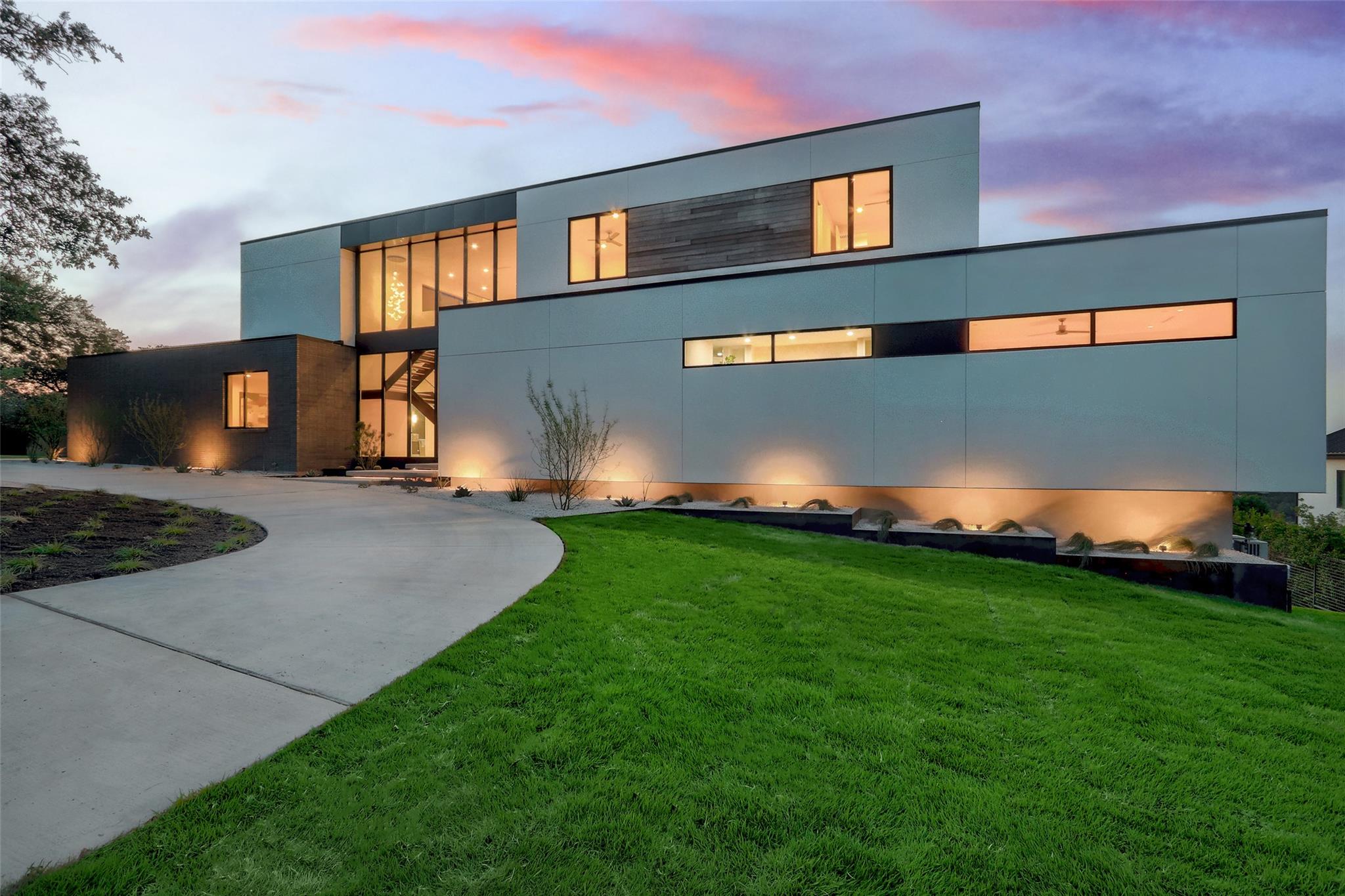 2404 Camino Alto RD