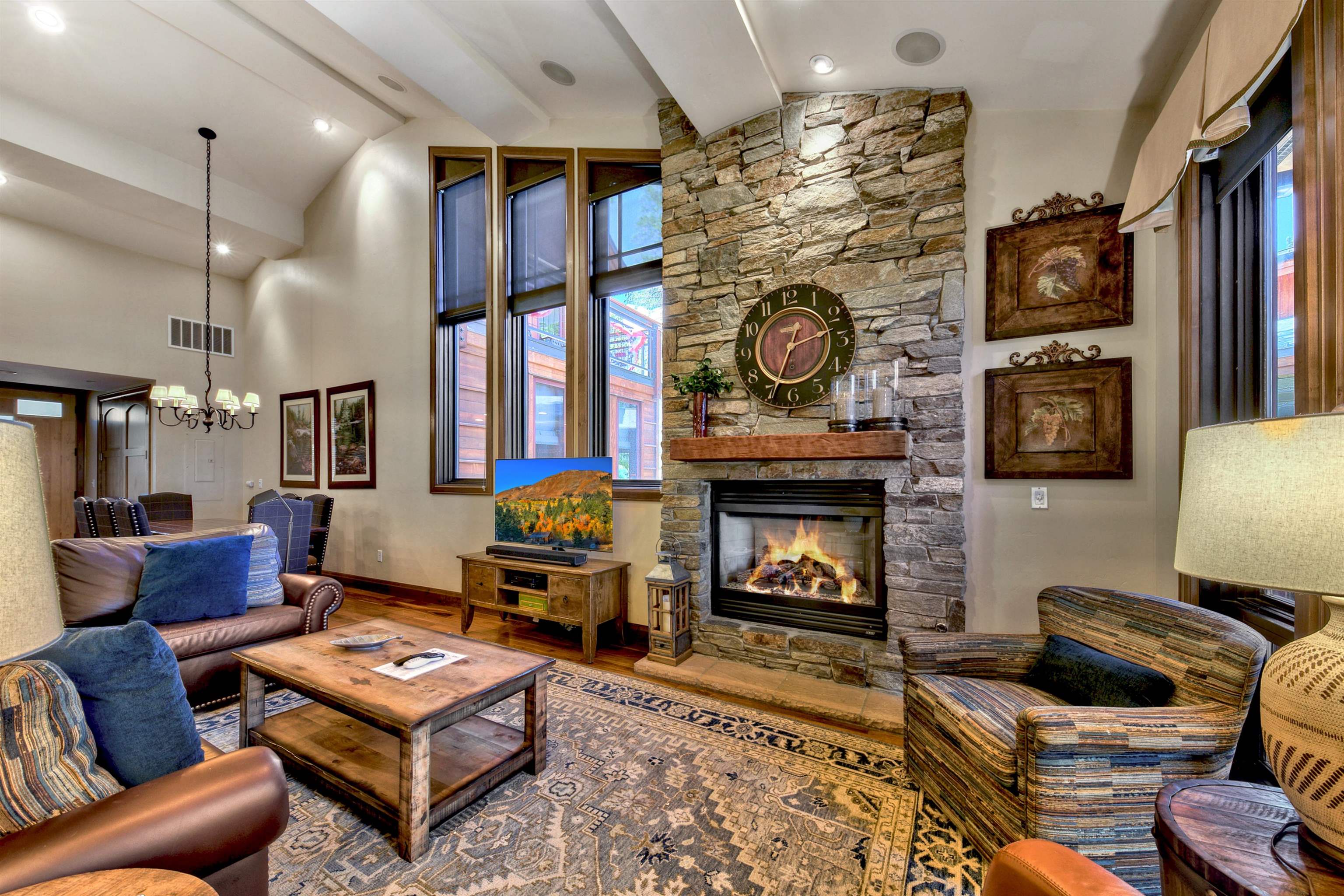 6750 N North Lake Boulevard # 16F Unit: #16F