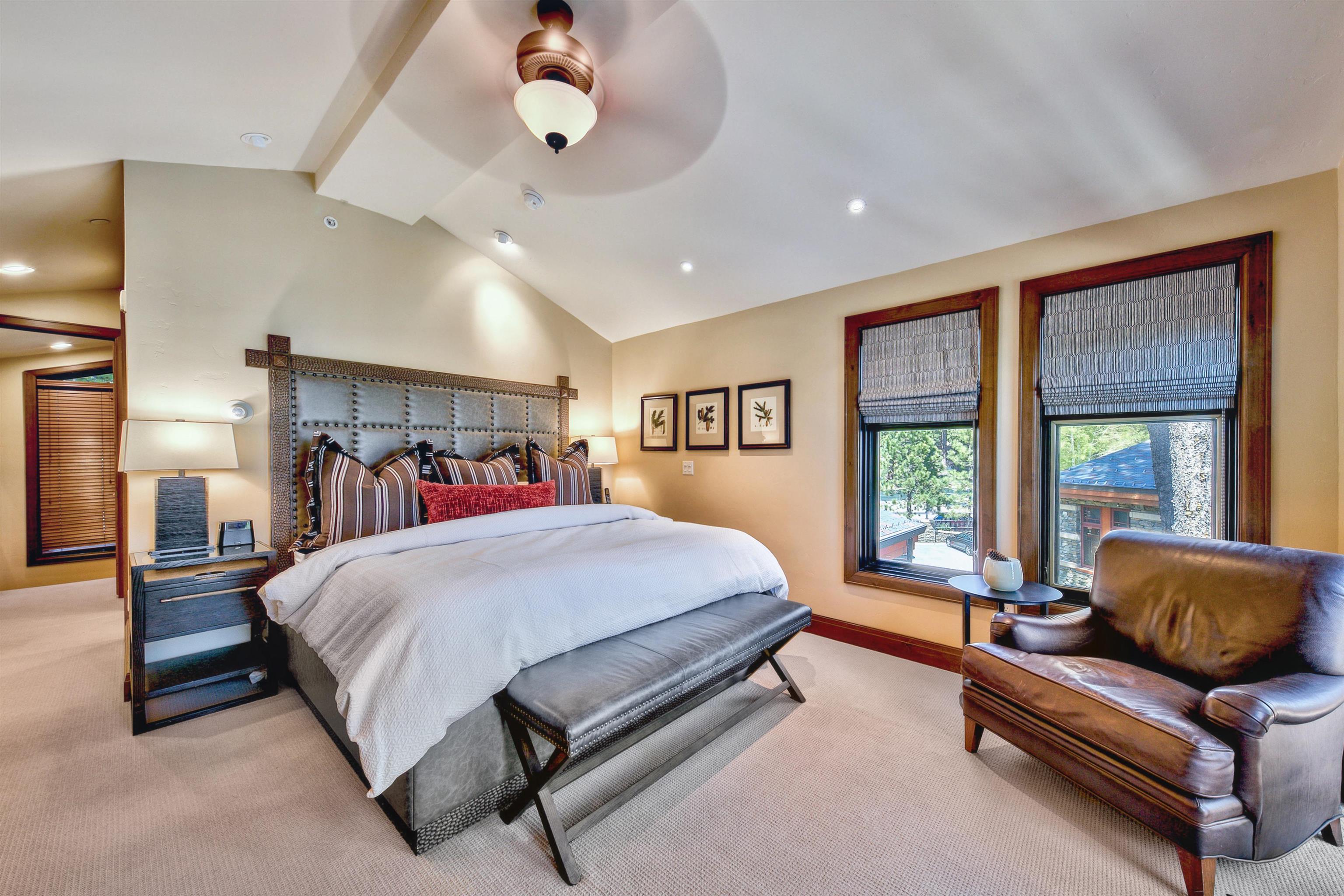 6750 N North Lake Boulevard # 16F Unit: #16F