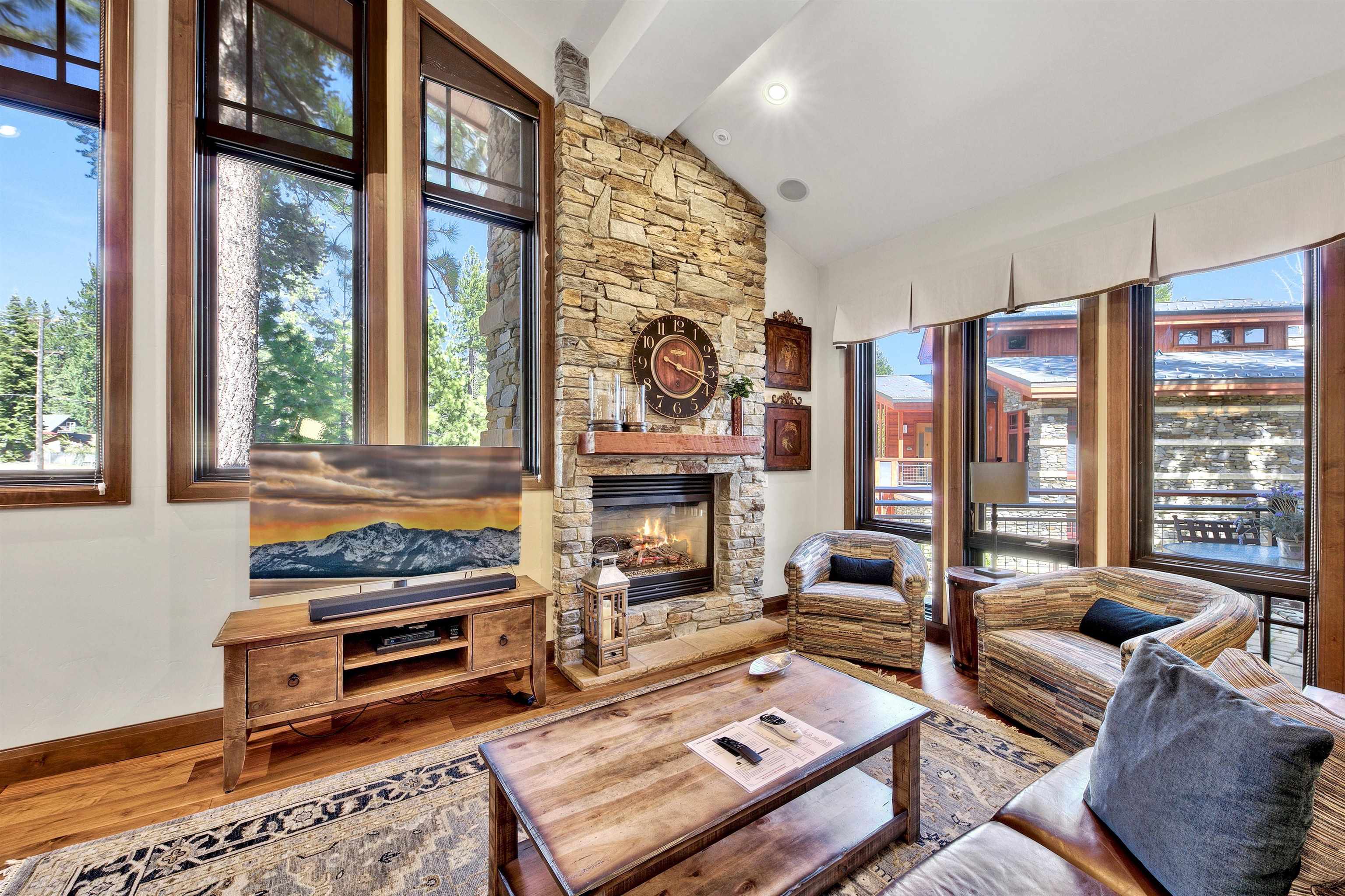 6750 N North Lake Boulevard # 15D Unit: #15D
