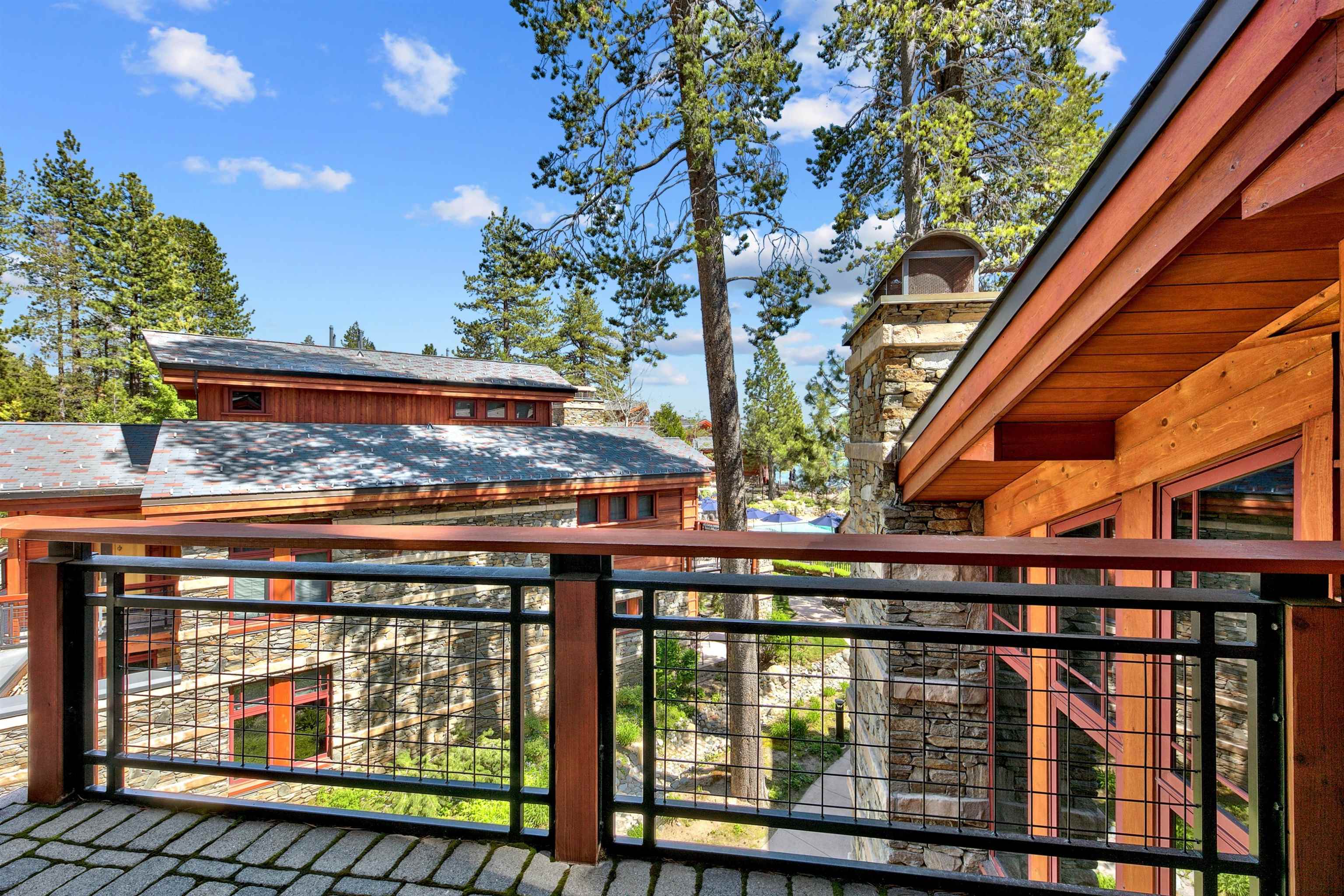 6750 N North Lake Boulevard # 15D Unit: #15D
