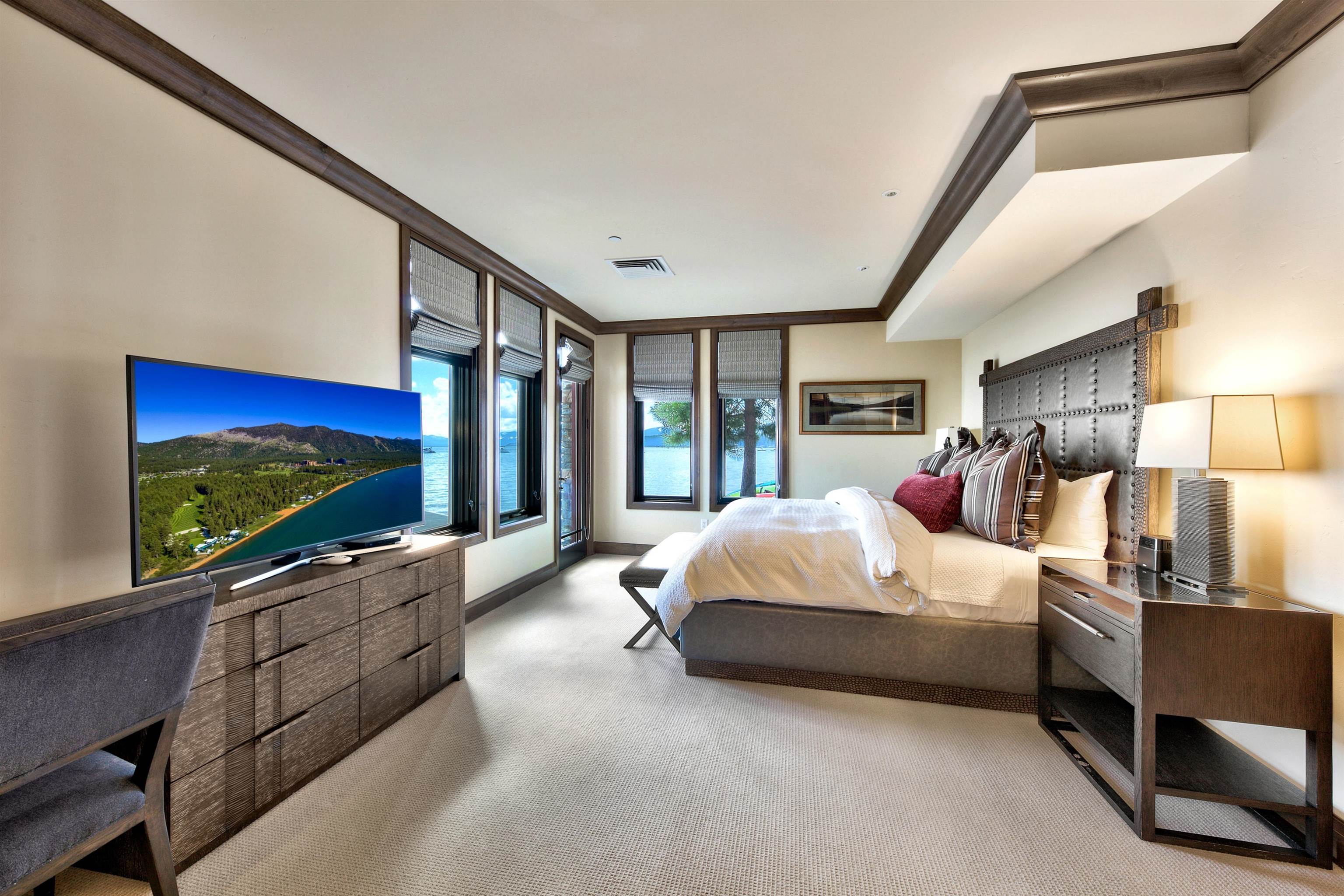 6750 N North Lake Boulevard # D Unit: #1 D