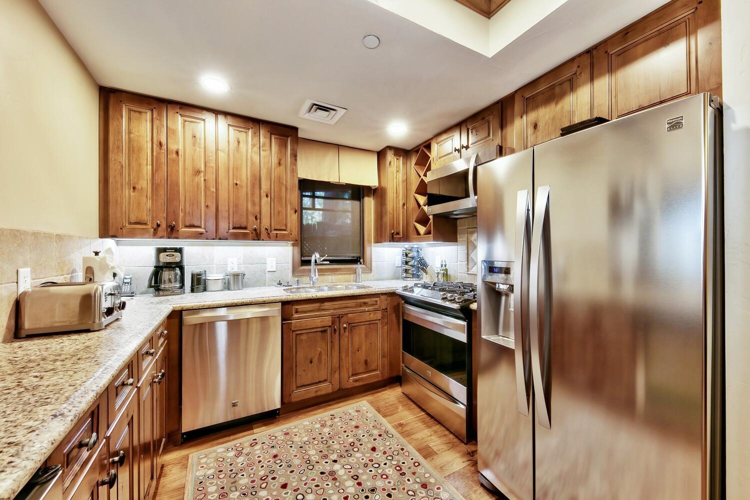 6750 N North Lake Boulevard # 13F Unit: #13F