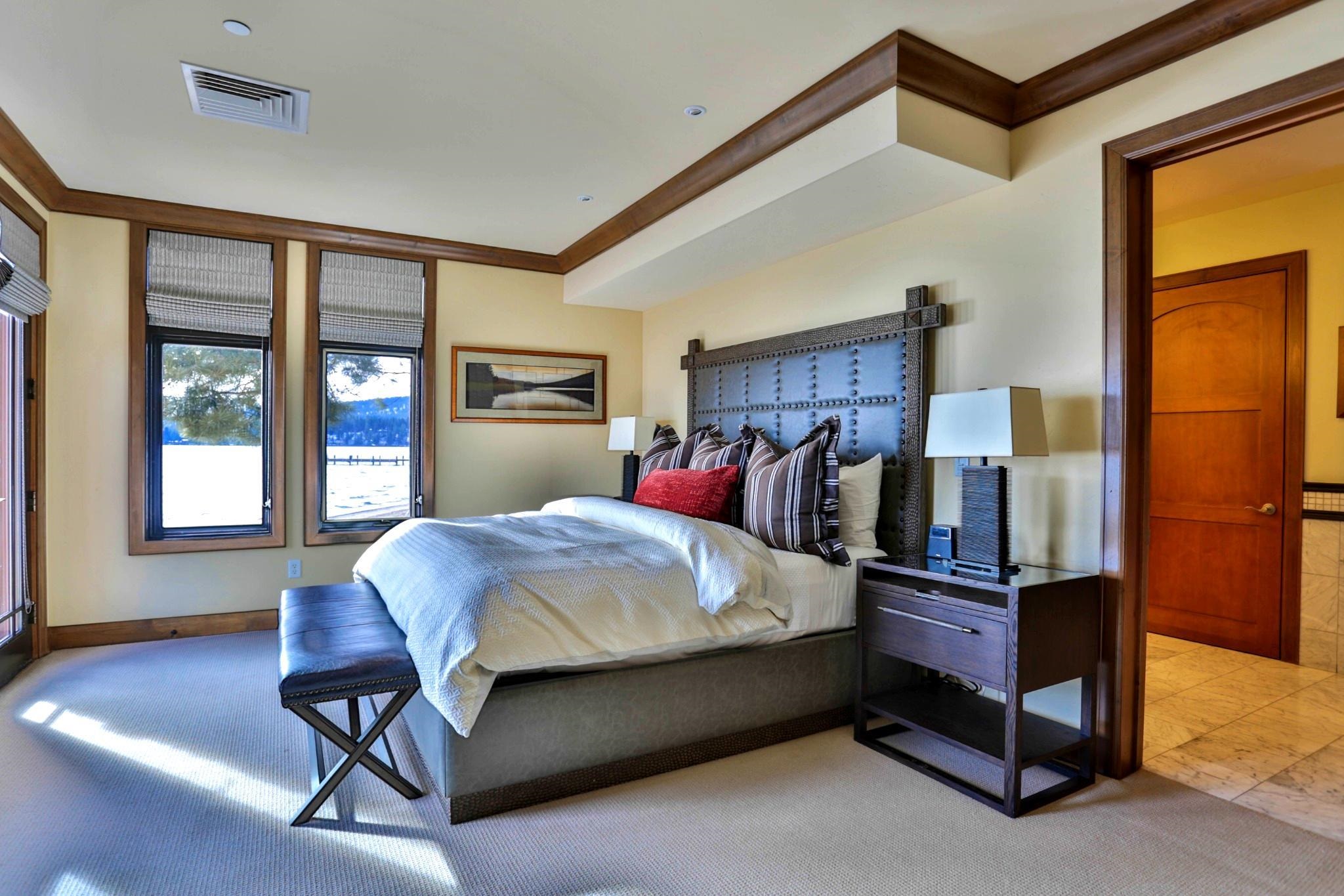 6750 North Lake Boulevard # 1E Unit: #1E