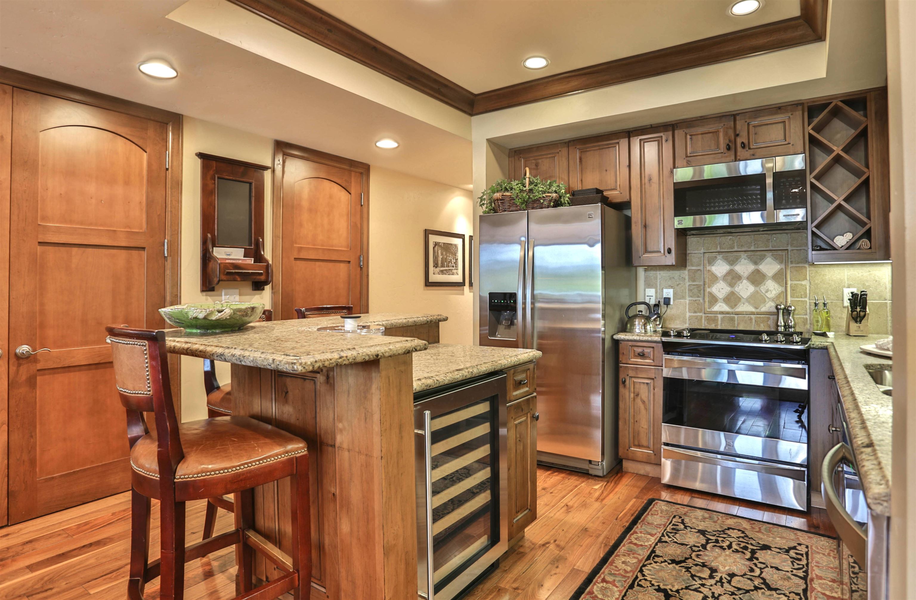 6750 North Lake Boulevard # 1 Unit: #7B-1