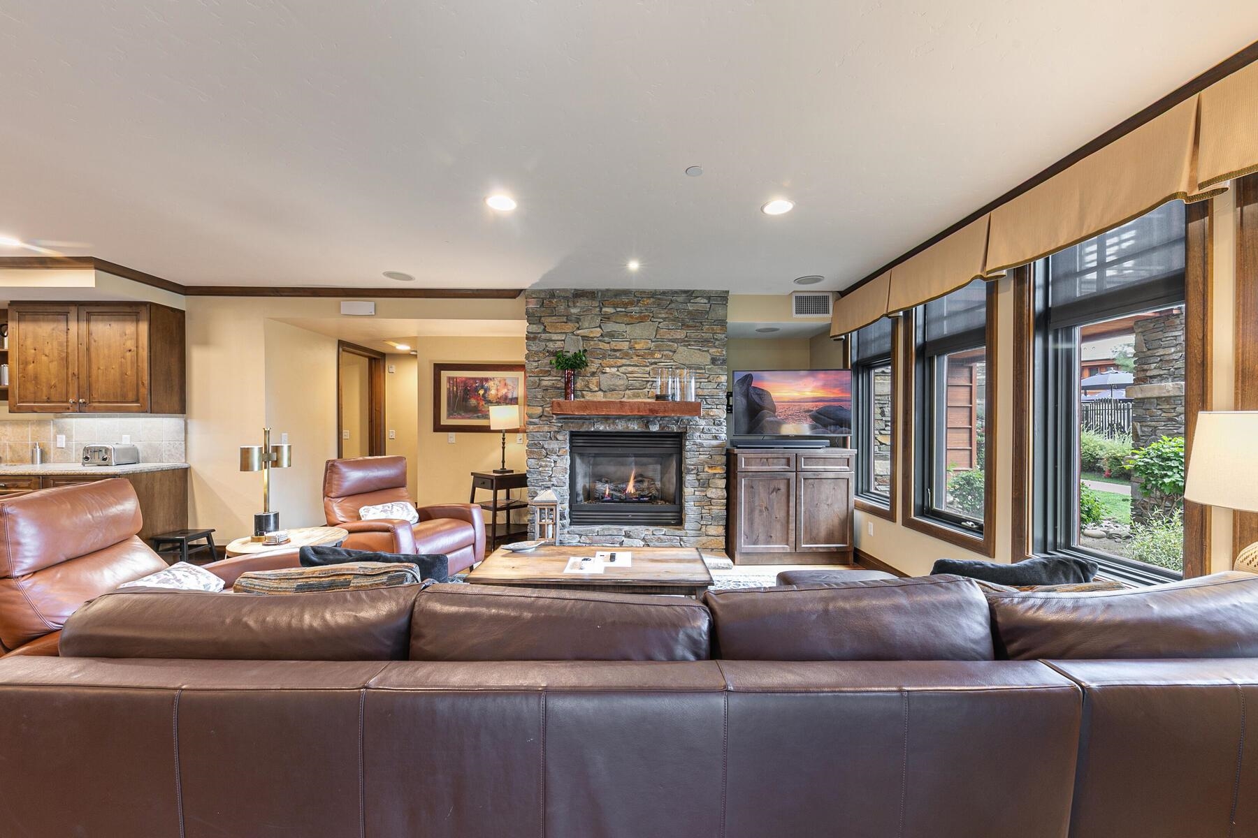 6750 North Lake Boulevard # 9A Unit: #9A