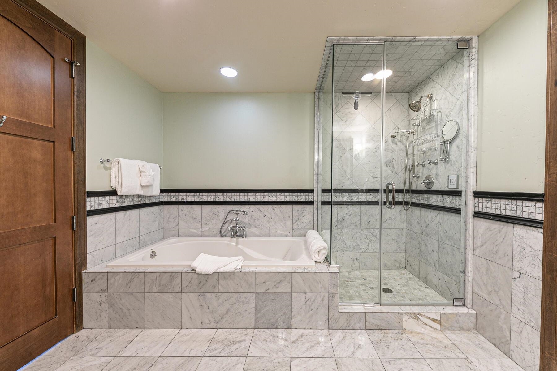 6750 North Lake Boulevard # 9A Unit: #9A