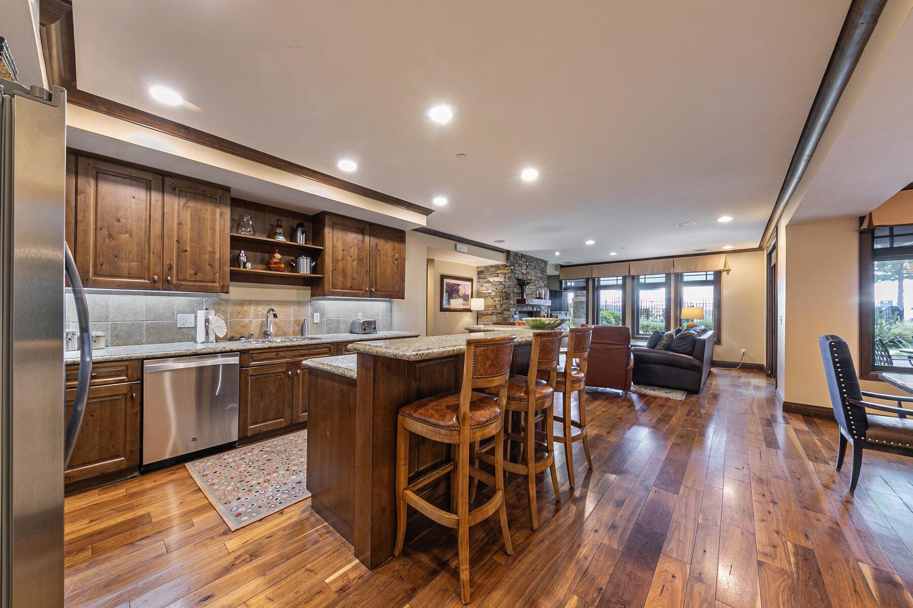 6750 North Lake Boulevard # 9A Unit: #9A