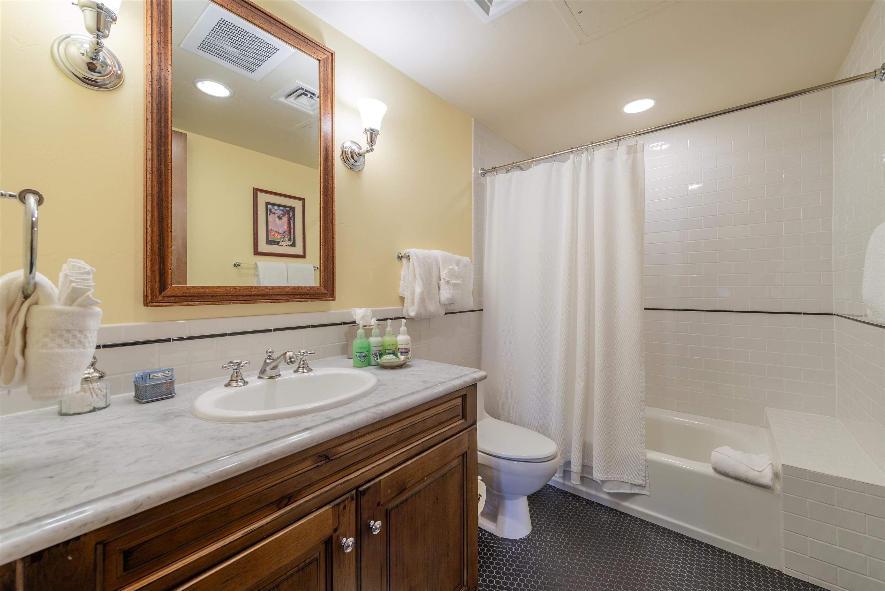 6750 North Lake Boulevard # 15G Unit: #15G