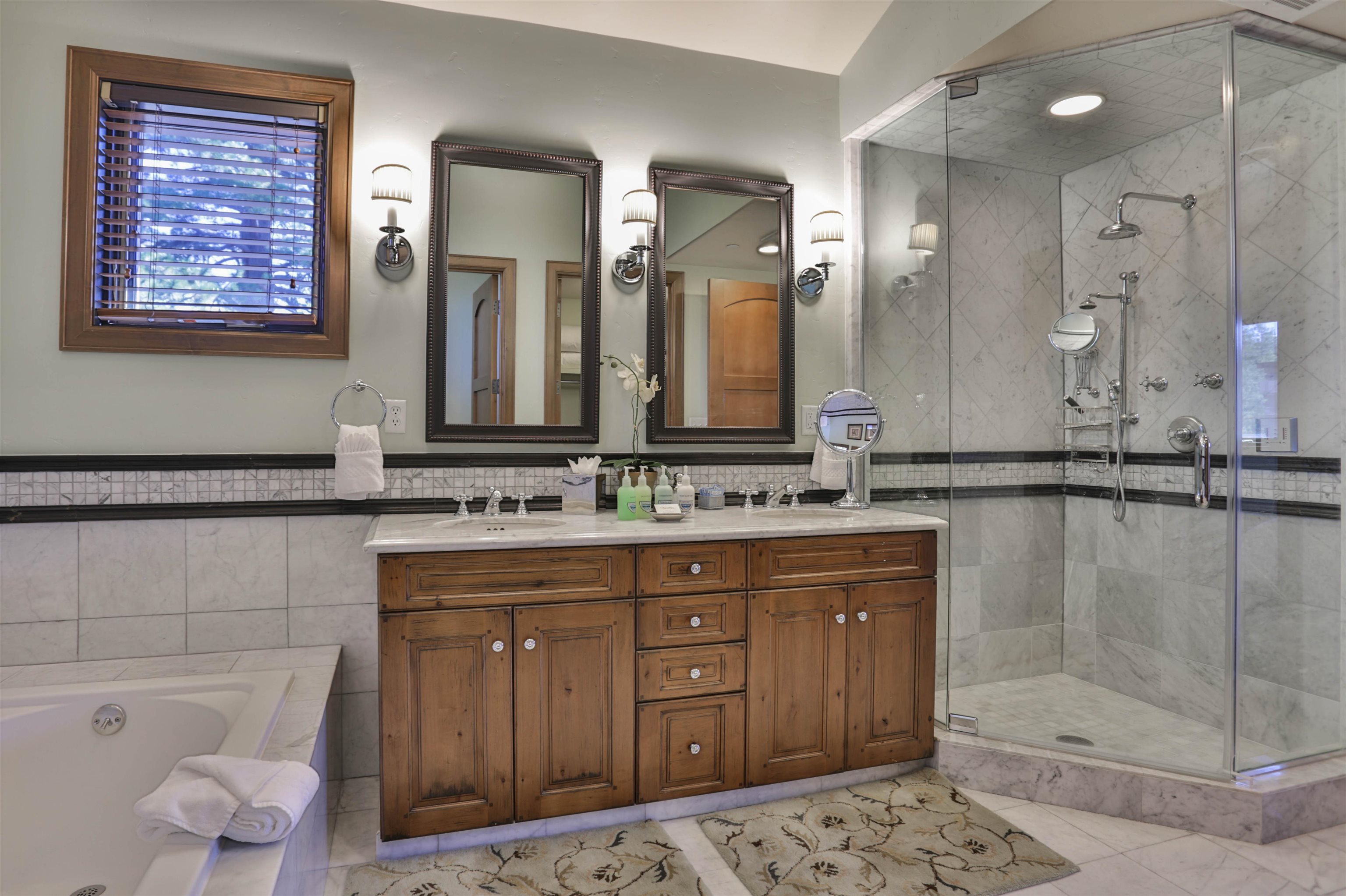 6750 North Lake Boulevard # 6B Unit: #6B
