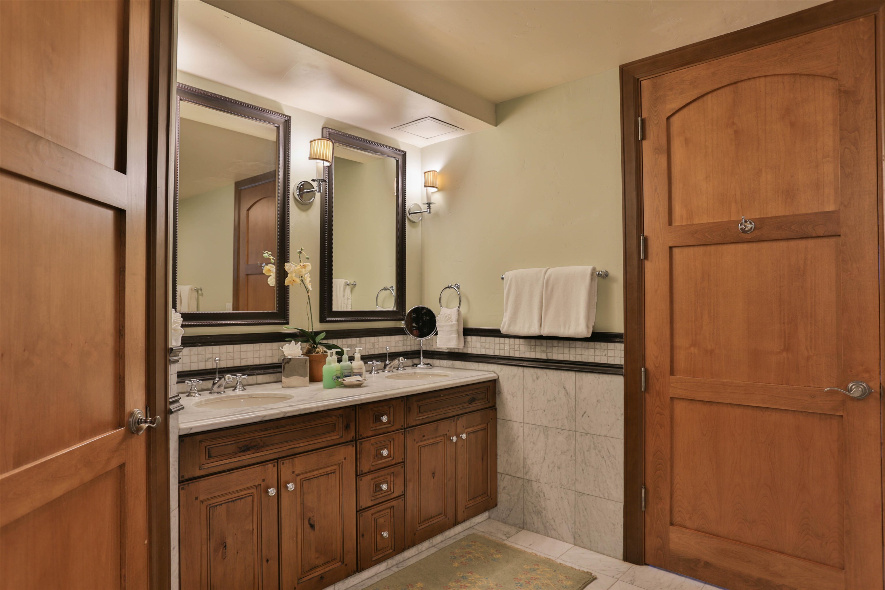 6750 North Lake Boulevard # 19F Unit: #19F