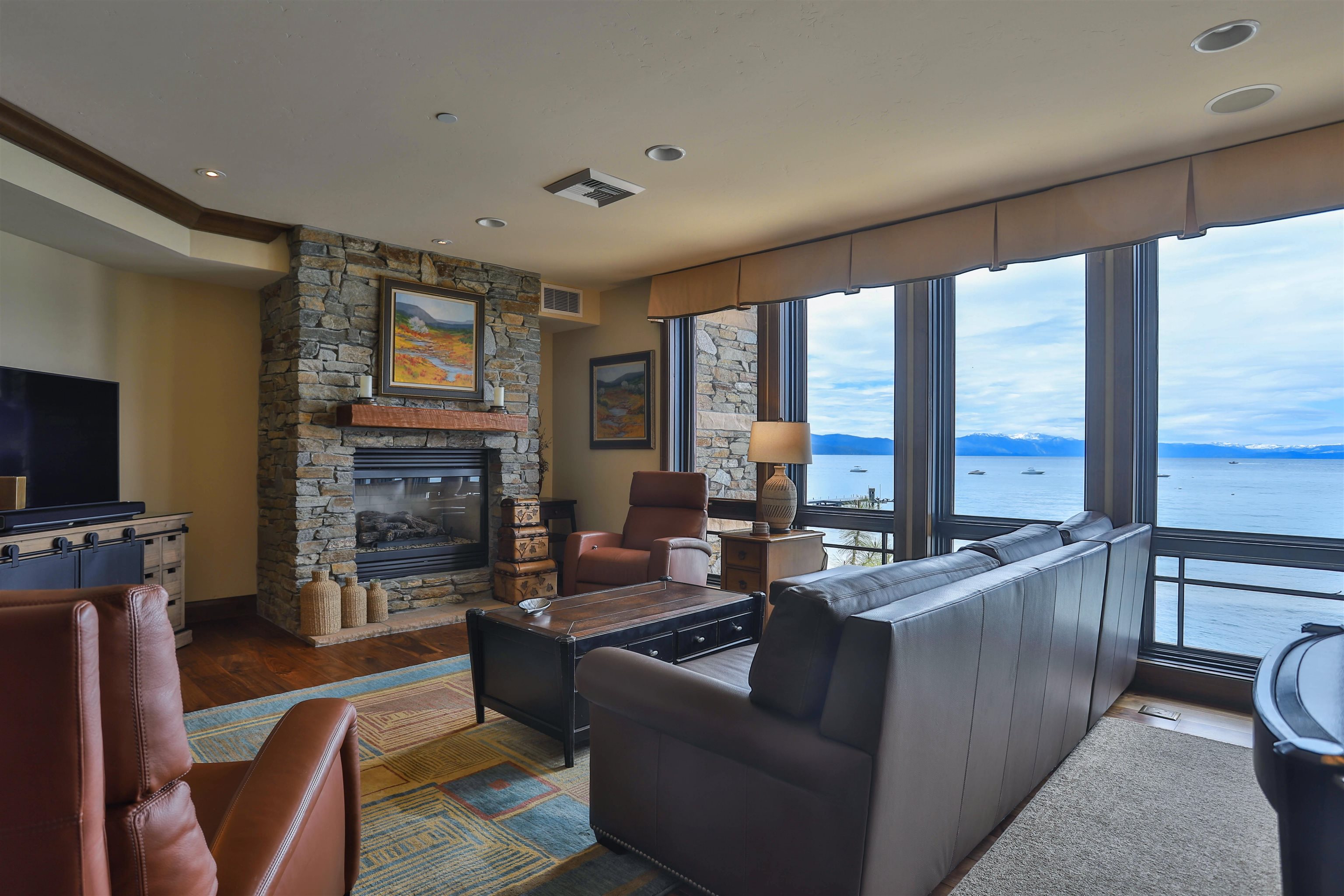 6750 North Lake Boulevard # 2E Unit: #2E