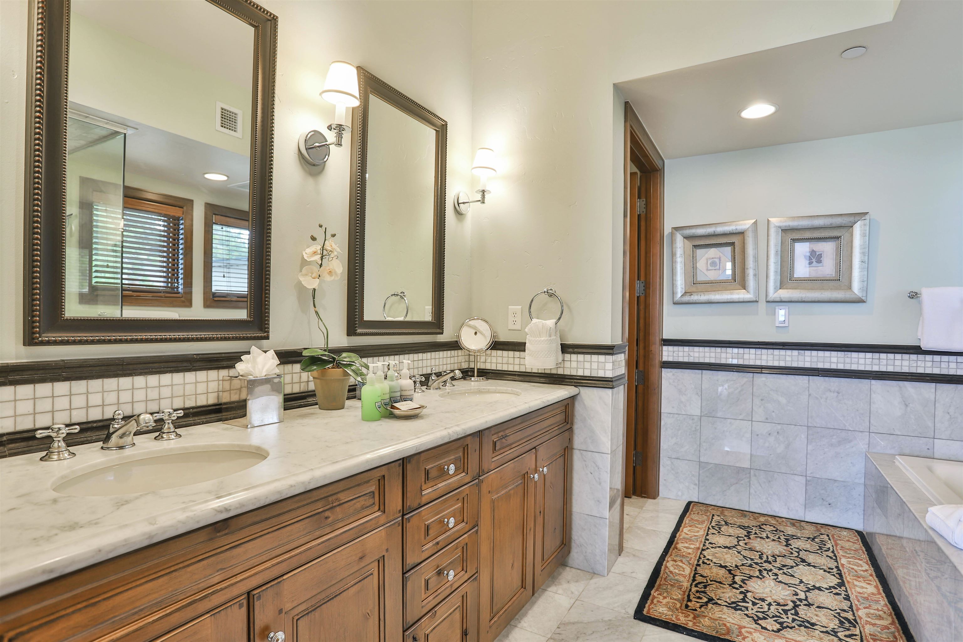 6750 North Lake Boulevard # 2E Unit: #2E
