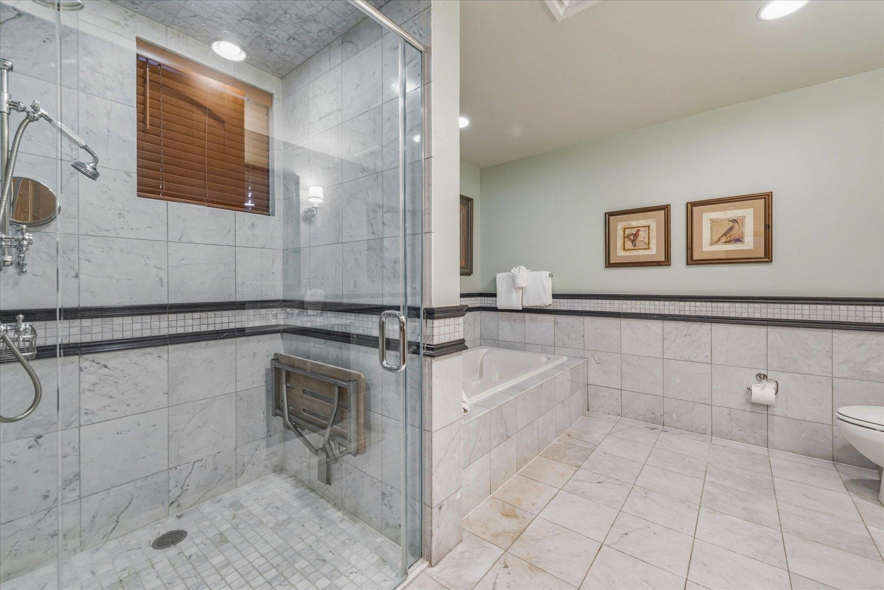 6750 North Lake Boulevard # 13G Unit: #13G