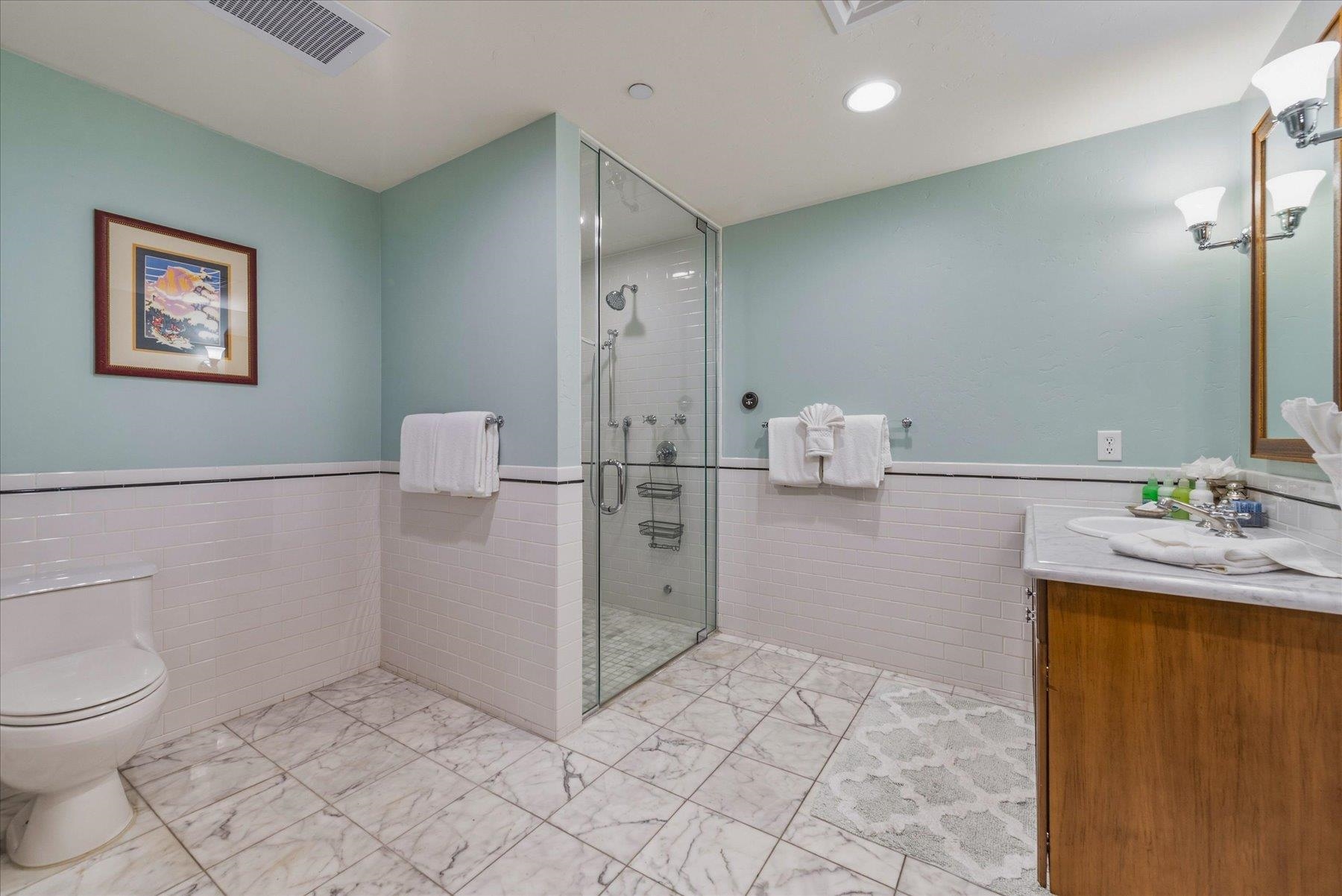 6750 North Lake Boulevard # 13G Unit: #13G