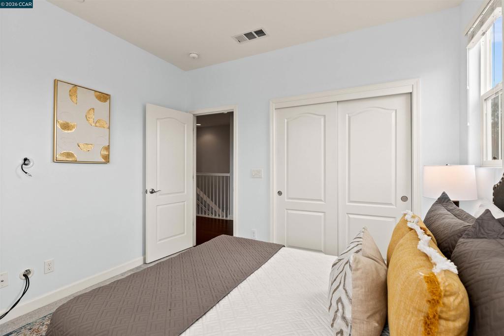 242 Prairie Way