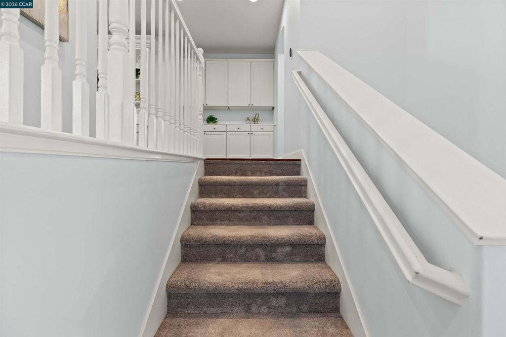 242 Prairie Way