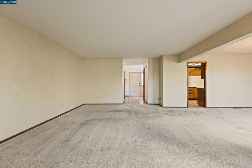 1085 Camino Verde Cir