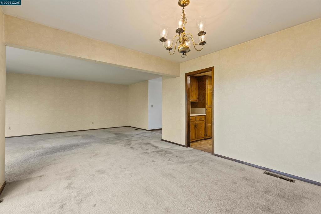 1085 Camino Verde Cir