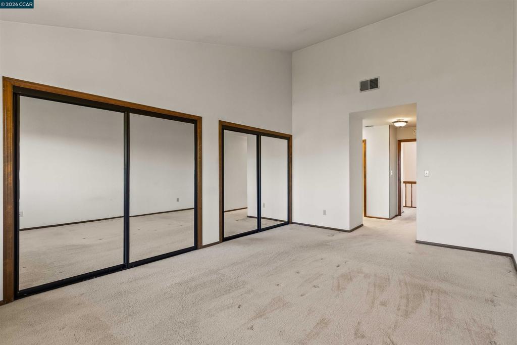 1085 Camino Verde Cir