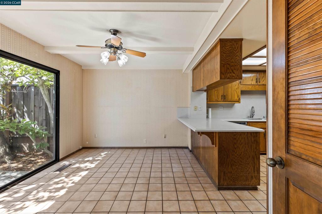 1085 Camino Verde Cir