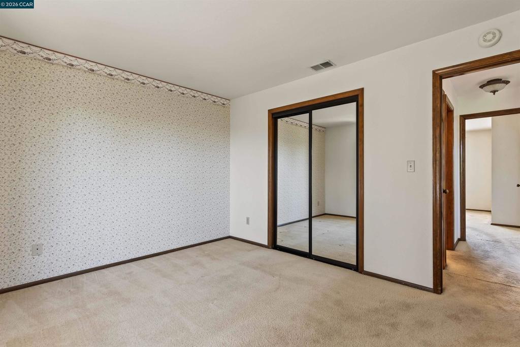 1085 Camino Verde Cir
