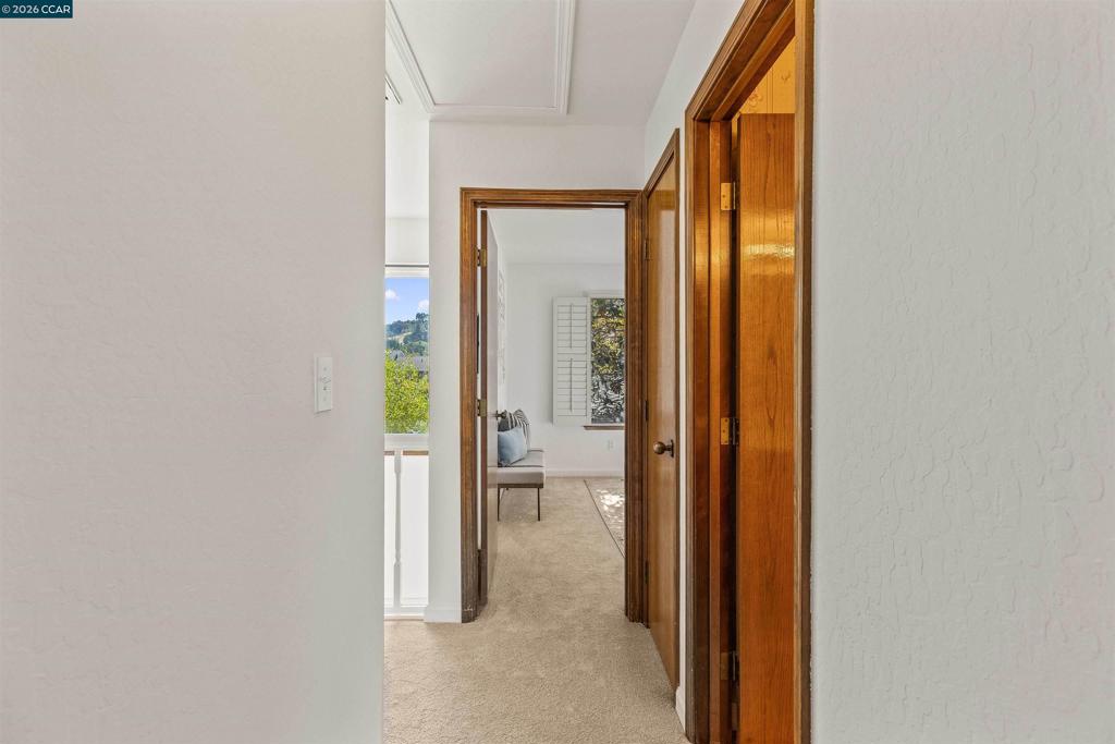 1085 Camino Verde Cir