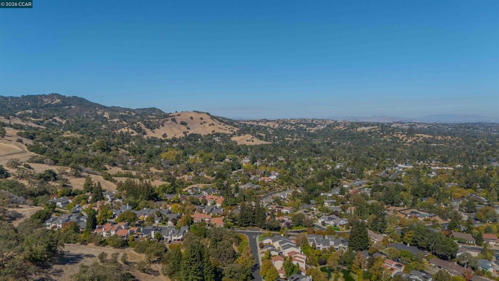 1085 Camino Verde Cir