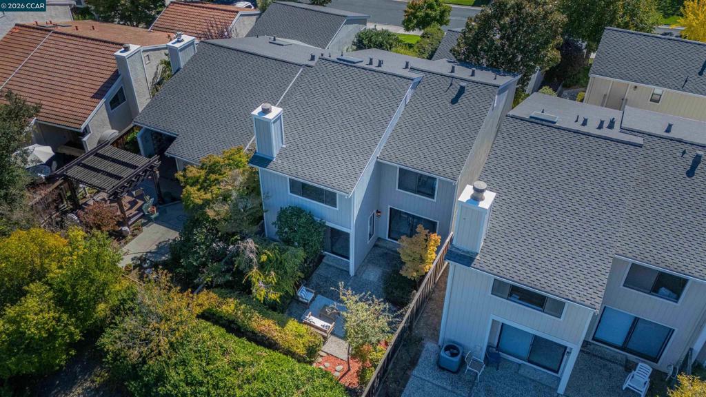 1085 Camino Verde Cir