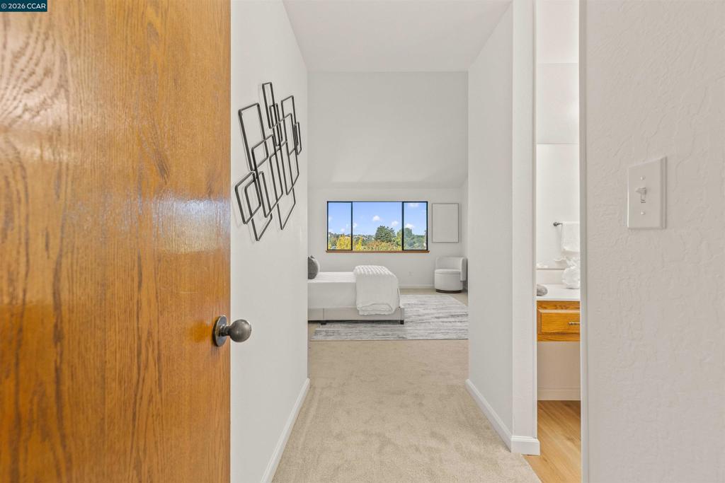 1085 Camino Verde Cir