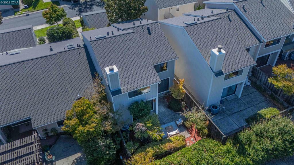 1085 Camino Verde Cir