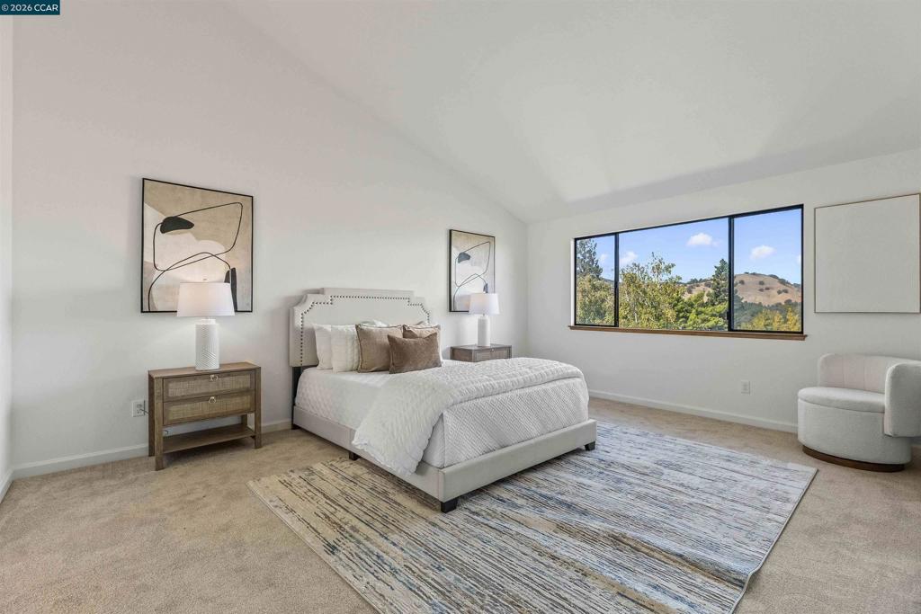 1085 Camino Verde Cir