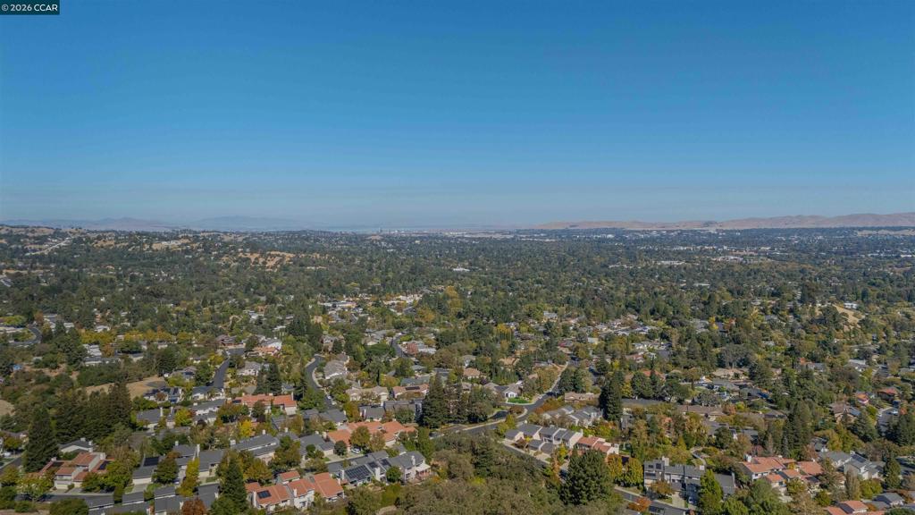 1085 Camino Verde Cir