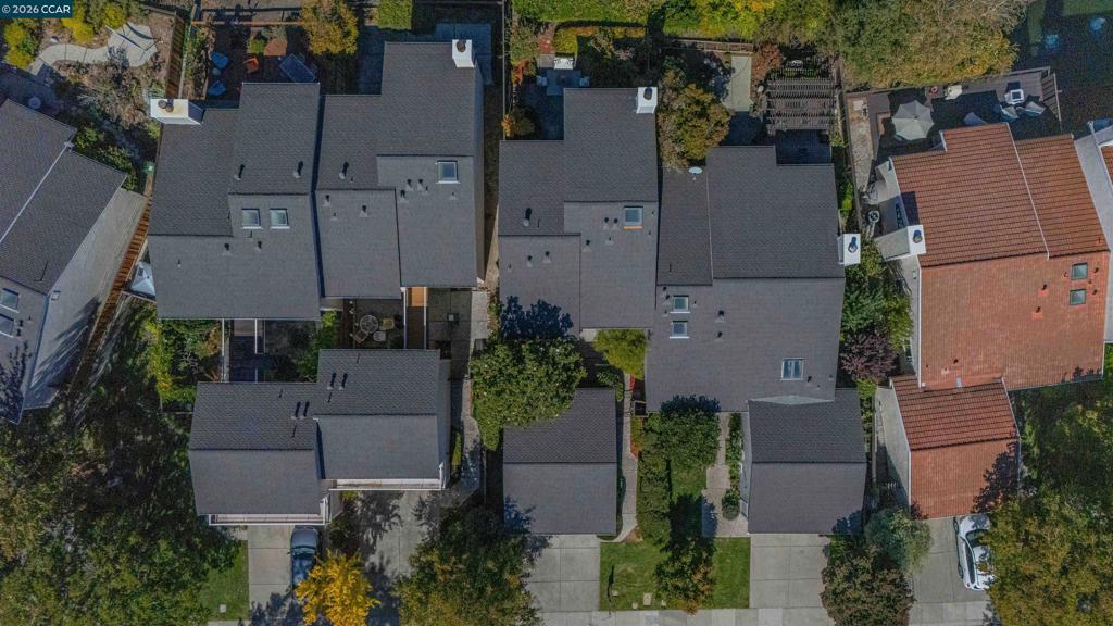 1085 Camino Verde Cir