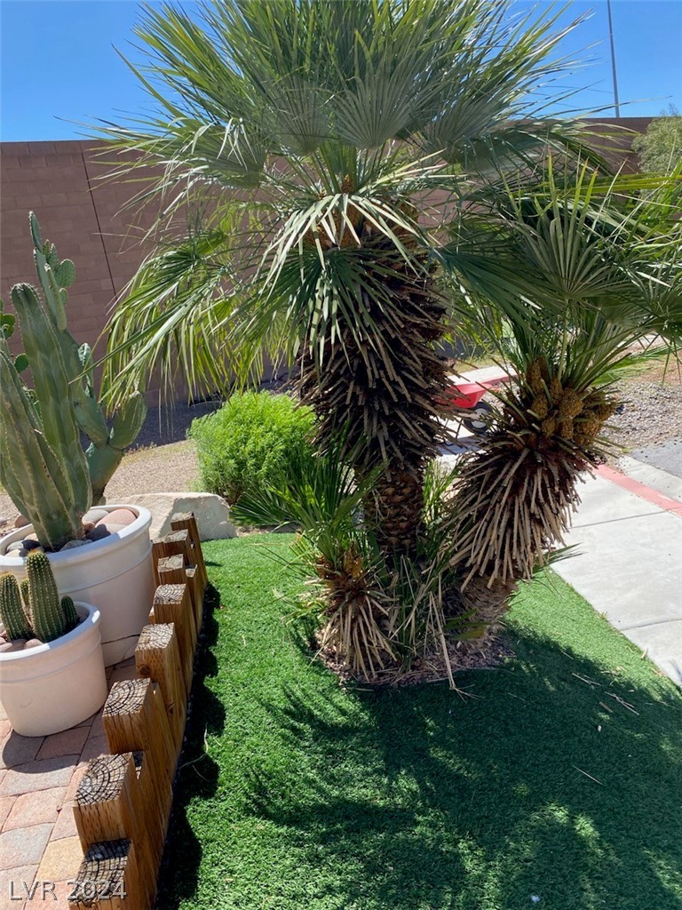 8442 Granite Springs Court