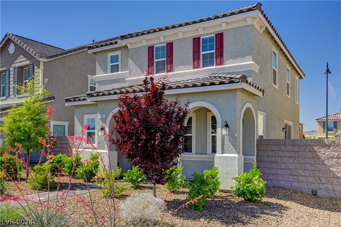 2464 Bellinzona Place
