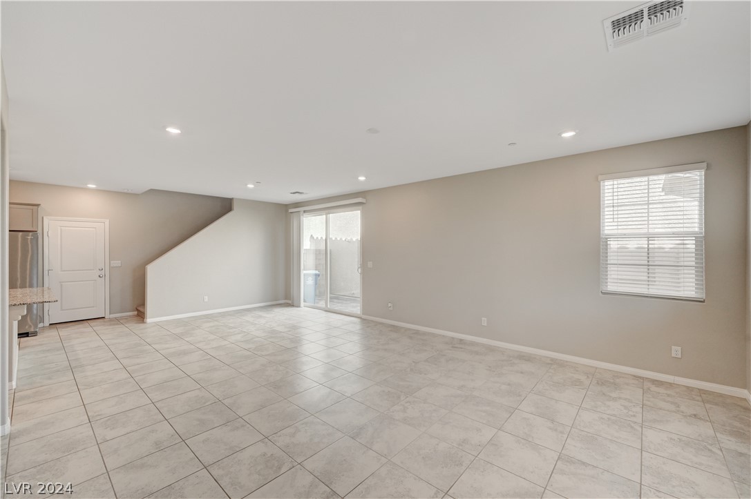 2464 Bellinzona Place