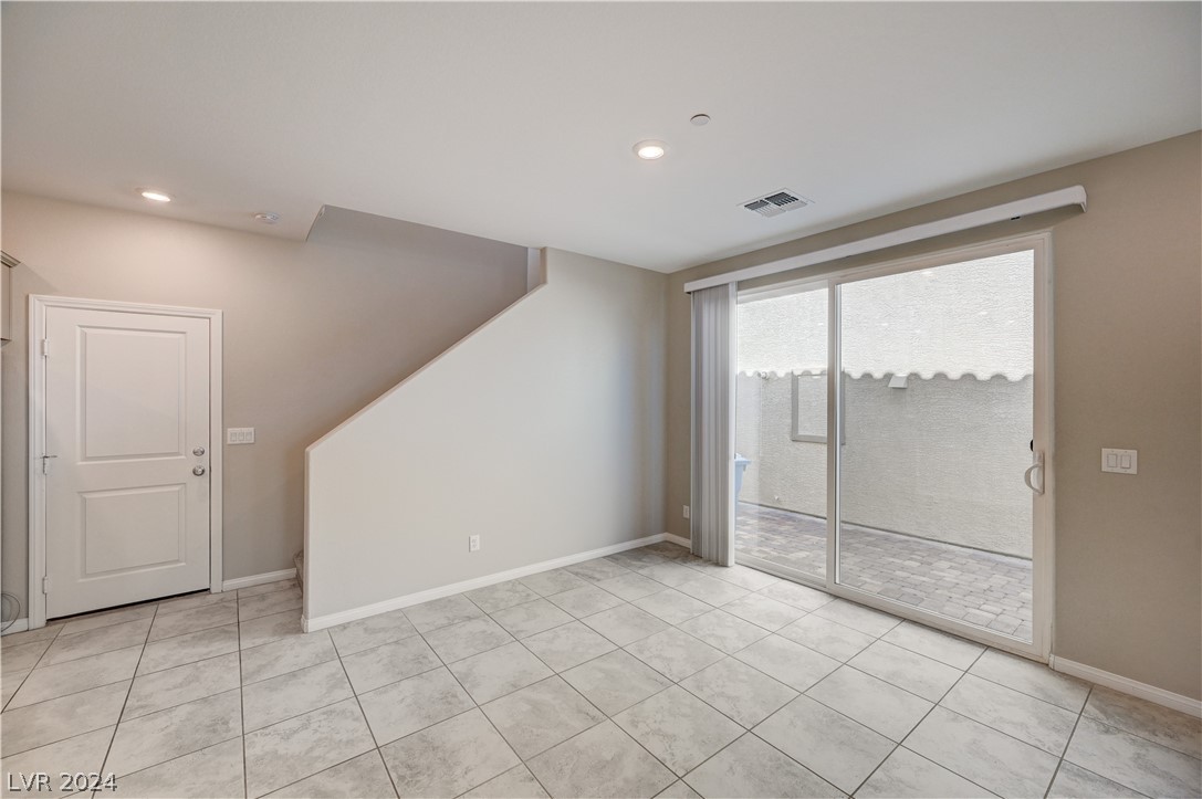 2464 Bellinzona Place