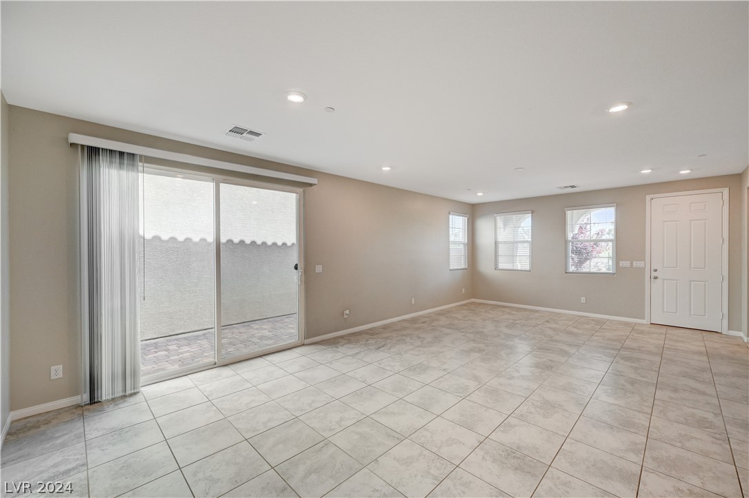 2464 Bellinzona Place