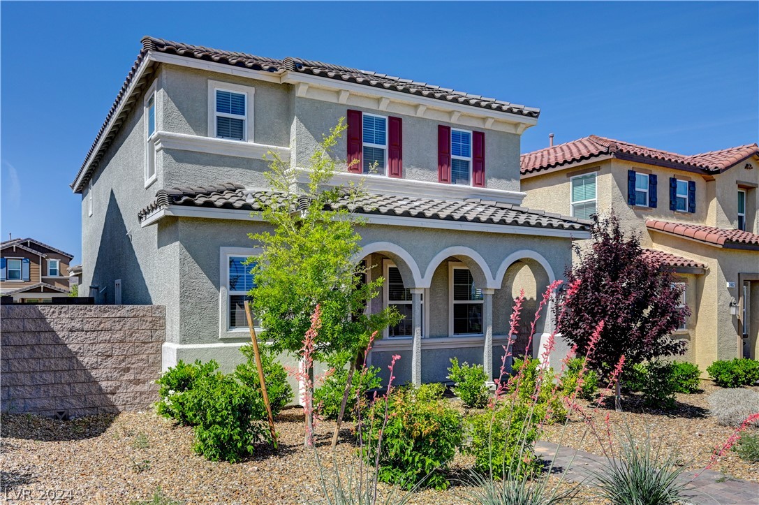2464 Bellinzona Place