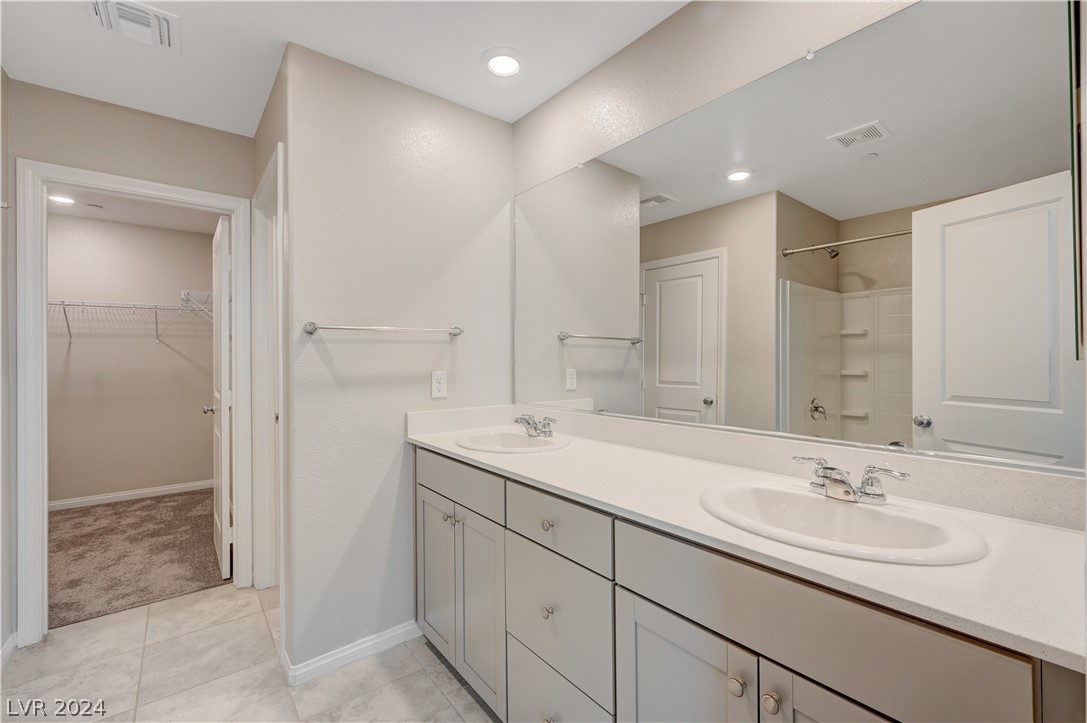 2464 Bellinzona Place